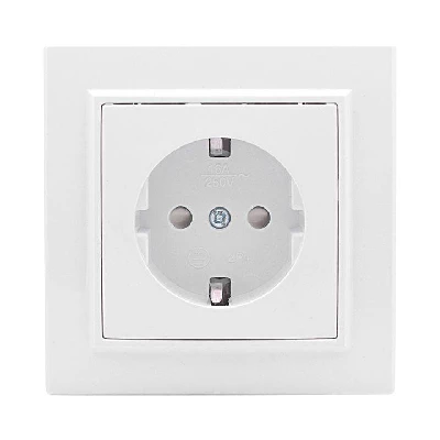 Розетка 1-м СП Минск 16А IP20 с заземл. защ. шторки бел. Basic EKF ERR16-028-100
