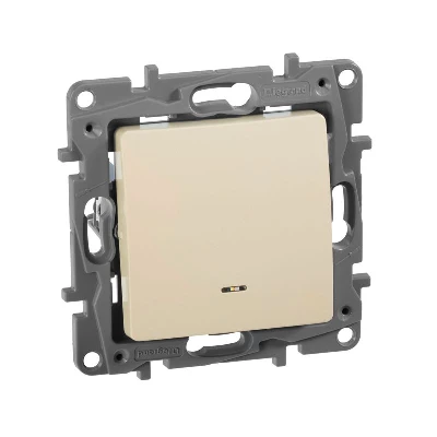 Переключатель 1-кл. 1п 1мод. СП Etika Plus 10А IP20 250В 10AX с подсветкой безвинтов. зажимы механизм сл. кость IEK 672315