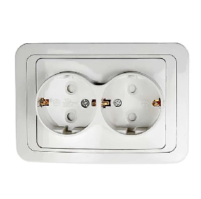 Розетка 2-м CLASSICO защ. шторки с заземл. 2128x бел. ASD / IN HOME 4690612000985