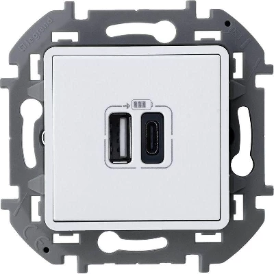 Устройство зарядное Inspiria с 2-мя USB разьемами A и C 240В/5В 3000мА бел. IEK 673760